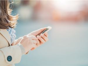 微软小冰完成10亿元融资 计划对30万名数字员工升级