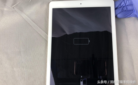 ipad不能充电（ipad闲置太久充不了电）-第1张图片-币安app下载