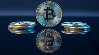 在币圈怎么用几千赚几十万？币圈投资策略与技巧